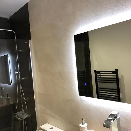 Ronda By Lixloft En El Centro Historico Y Cerca De La Plaza Mayor *