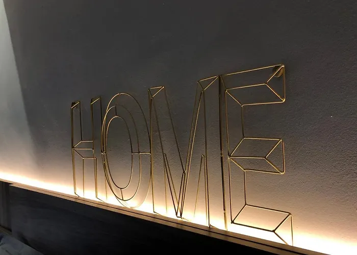 아파트 Ronda By Lixloft En El Centro Historico Y Cerca De La Plaza Mayor *